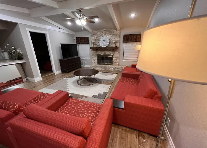 Omg Huge 5 Acre 5br - Sleeps 22 Round Rock