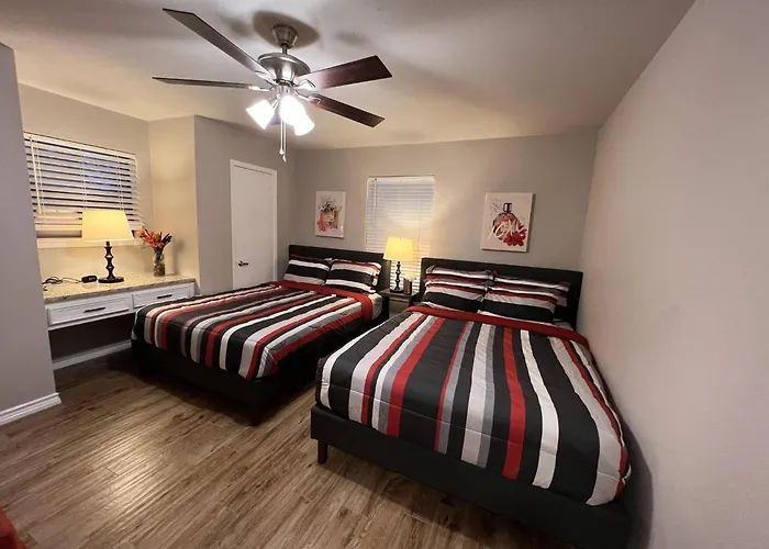 Omg Huge 5 Acre 5br - Sleeps 22 Holiday home Round Rock