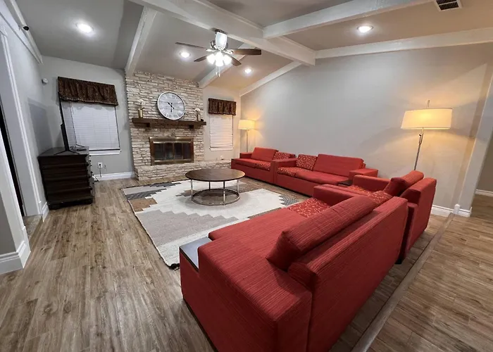 Omg Huge 5 Acre 5br - Sleeps 22 * Round Rock